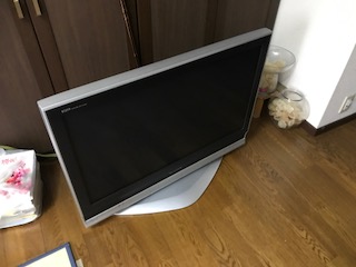 ビエラ 液晶カラーテレビ 37インチ を回収しました 大阪市阿倍野区ゴミ屋敷遺品整理は関エコへ